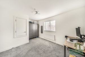 Photo 14- click for photo gallery